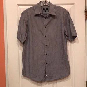 Men’s Calvin Klein Short Sleeve Shirt Size Medium